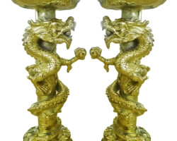 Statue coated in PVD titanium gold coating Statue coated in PVD titanium gold coating