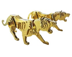 Statue in gold color.